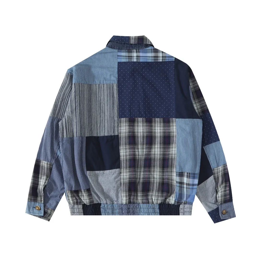P470 #R15 Ralph Lauren Tokyo limited reversible spliced denim jacket. Catwalk style. Heavy work splicing. Tokyo limited catwalk style. Not available in China. Reversible design. Buying one is equal to buying two. The whole garment is washed and distressed. Heavy work and splicing. Maximum fabric loss. No complicated copywriting. Self-observation of details. Shipping is time-consuming and labor-intensive. If you like it, hurry up and be first to arrive. SIZE: S M L XL Length: 64/66/68/70 Bust: 116/120/124/128 Shoulder width: 52/53/54/55 Sleeve length: 57/58/59/60 Hem: 90/92/94/96 (elastic)